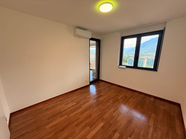 4.5-Zimmer-Wohnung mit zwei Terrassen in Locarno — sofort verfügbar 7