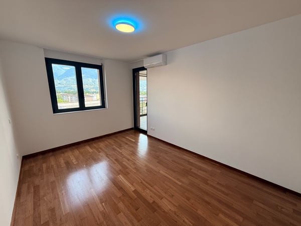 4.5-Zimmer-Wohnung mit zwei Terrassen in Locarno — sofort verfügbar 10