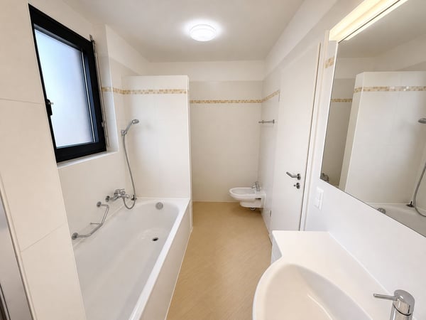 4.5-Zimmer-Wohnung mit zwei Terrassen in Locarno — sofort verfügbar 9