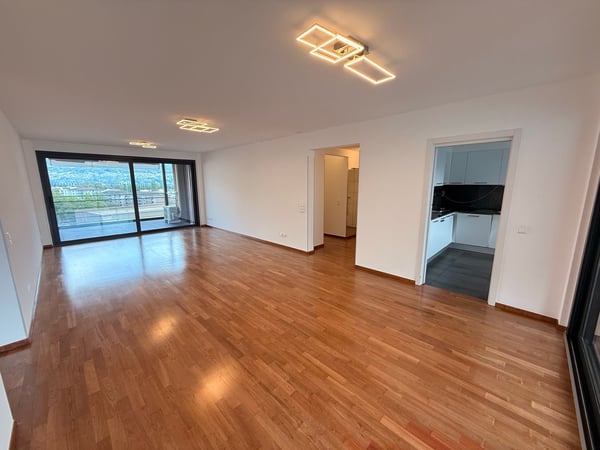 4.5-Zimmer-Wohnung mit zwei Terrassen in Locarno — sofort verfügbar 1