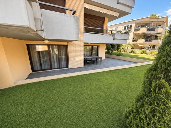 4.5-Room Apartment with Private Garden 2