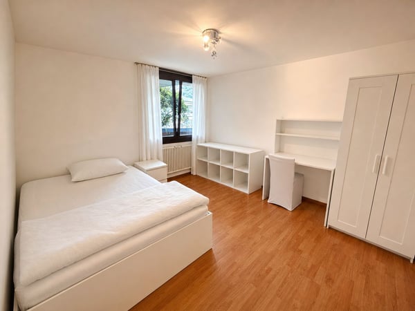 4.5-Room Apartment with Private Garden 7