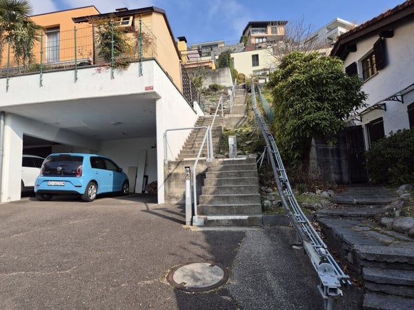 4,5-Zimmer-Einfamilienhaus mit  1 überdachter Parkplatz 15