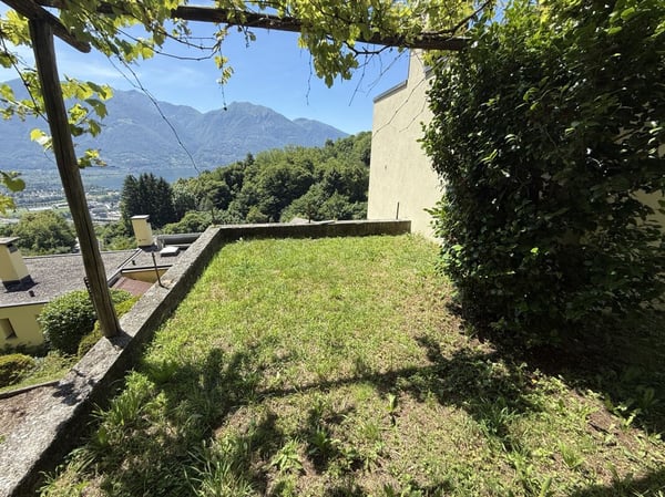 4,5-Zimmer-Einfamilienhaus mit  1 überdachter Parkplatz 13