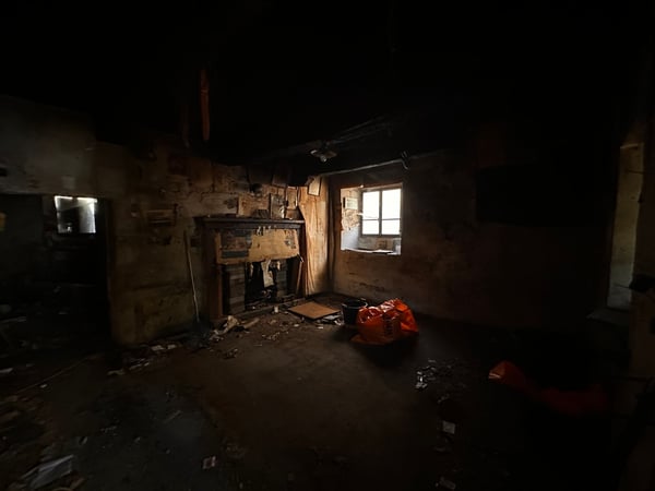 Zwei historische Gebäude mit privatem Innenhof im Herzen von Gordevio 11
