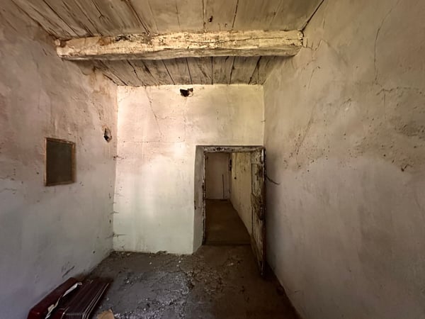 Zwei historische Gebäude mit privatem Innenhof im Herzen von Gordevio 7