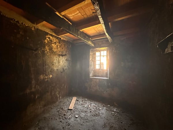 Zwei historische Gebäude mit privatem Innenhof im Herzen von Gordevio 5