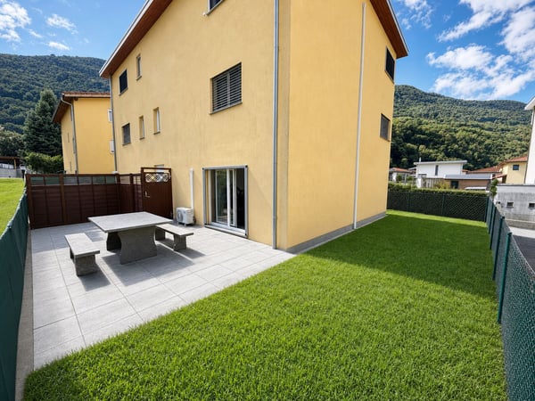 Cadenazzo – 3.5-room apartment with garden, plus an independent studio 1