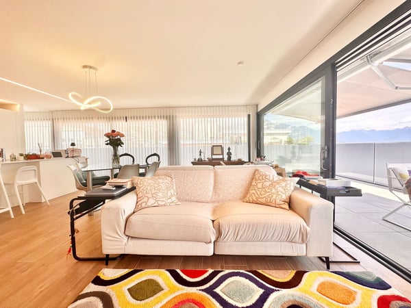 Modernes Penthouse mit 40 m² Terrasse und Panoramablick über Locarno 13