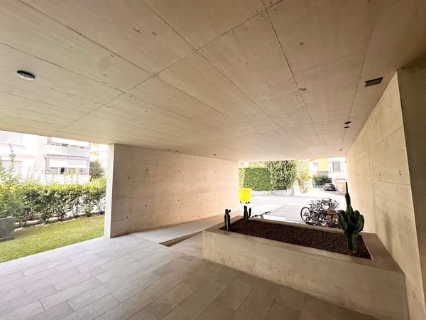 Modernes Penthouse mit 40 m² Terrasse und Panoramablick über Locarno 25