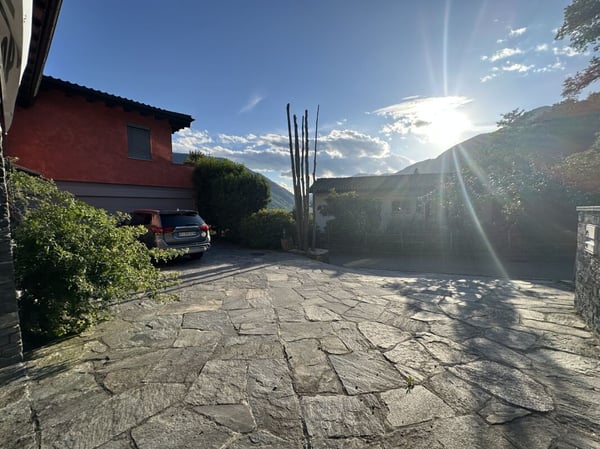 EXKLUSIVE VILLA ZWISCHEN NATUR, LUXUS UND ATEMBERAUBENDEM PANORAMA 13