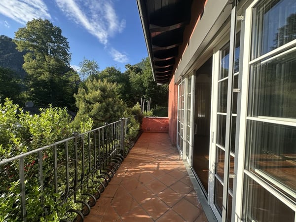 EXKLUSIVE VILLA ZWISCHEN NATUR, LUXUS UND ATEMBERAUBENDEM PANORAMA 11