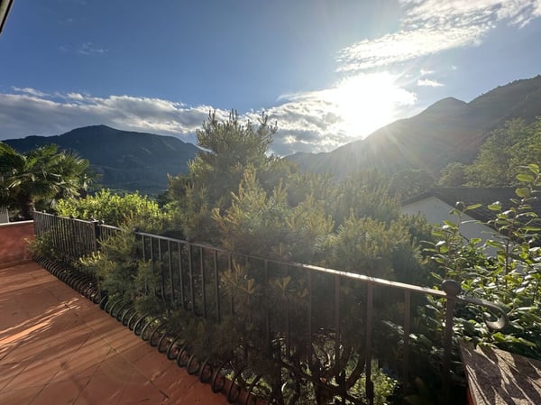 EXKLUSIVE VILLA ZWISCHEN NATUR, LUXUS UND ATEMBERAUBENDEM PANORAMA 12