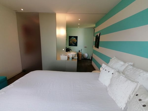 Luxus 4.5-Zimmer-Attika-Wohnung mit grösser Terrasse und 2 Parkplätze in der Tiefgarage (Copy) 8