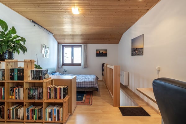 CUGNASCO - Mehrfamilienhaus mit großen Wohnflächen 7