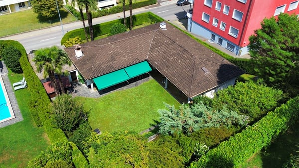 4 ½-Zimmer-Einfamilienhaus mit schönem romantischen und großem Garten 17