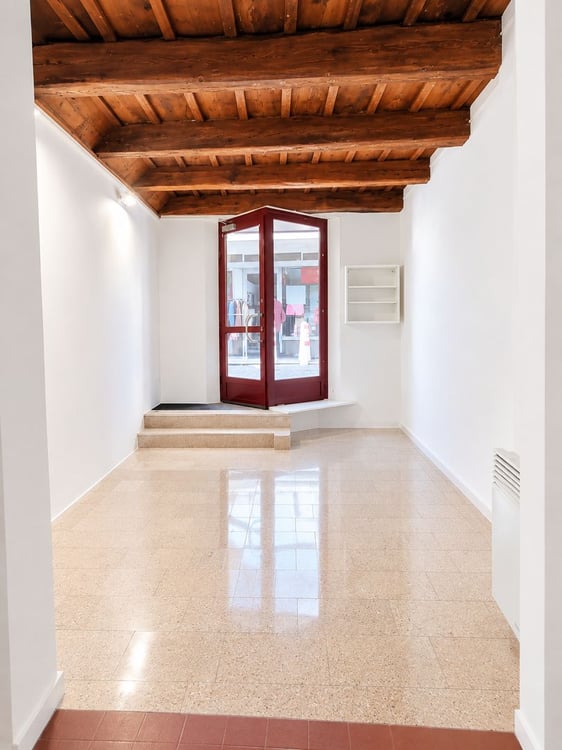Triplex dal fascino ticinese nel cuore della Città Vecchia di Locarno 12