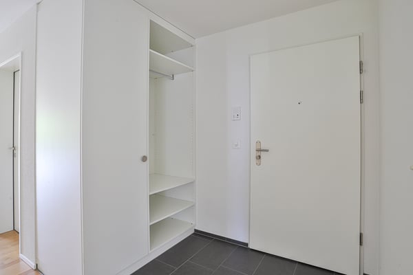 GROSSZÜGIGE Sitzplatzwohnung mit Blick ins GRÜNE 10