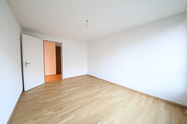 ZENTRALES Wohnen mit GROSSZÜGIGEM Balkon 6