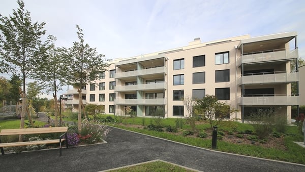 Zentrales Wohnen mit grossem Balkon 10