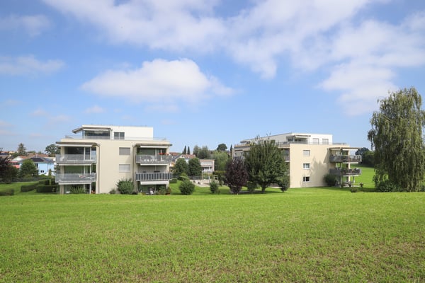 HELLE 3.5 Zimmer-Wohnungen mit GROSSZÜGIGEM Balkon zu vermieten 12