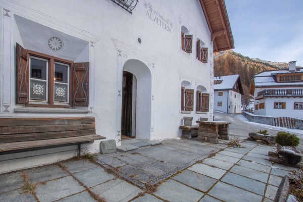 Projekt Chesa Alvetern - 1.5-Zimmer OG-Neubau-Ferienwohnung in S-charl 7