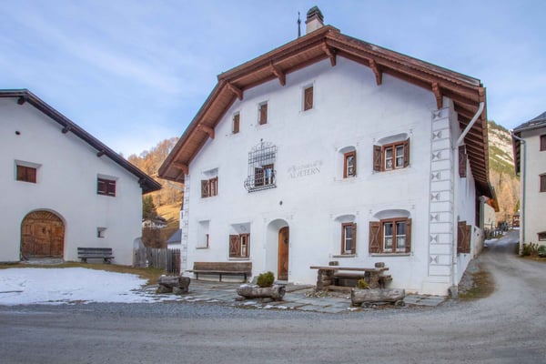 Projekt Chesa Alvetern - 1.5-Zimmer DG-Neubau-Ferienwohnung in S-charl 6