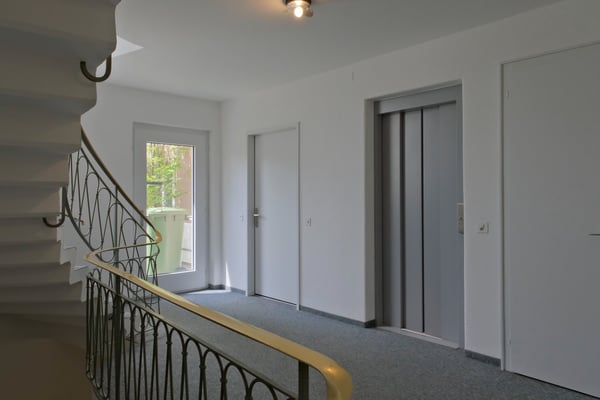 Grosszügige Büro-/Praxisfläche beim Bahnhof Burgdorf 16