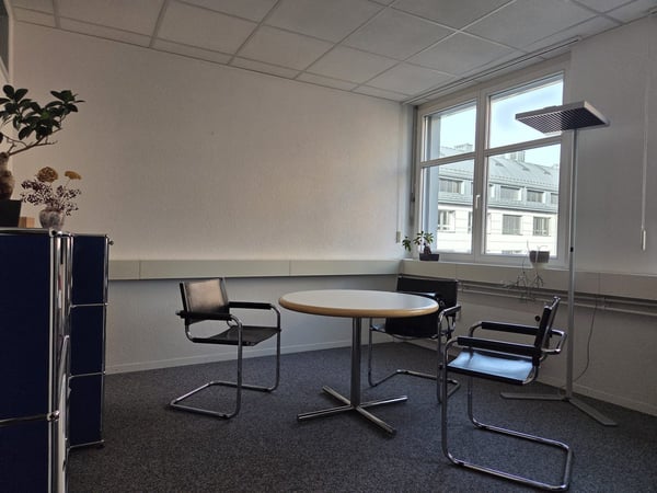 Attraktive Büro-/Praxisfläche an zentraler Lage in Thun 8