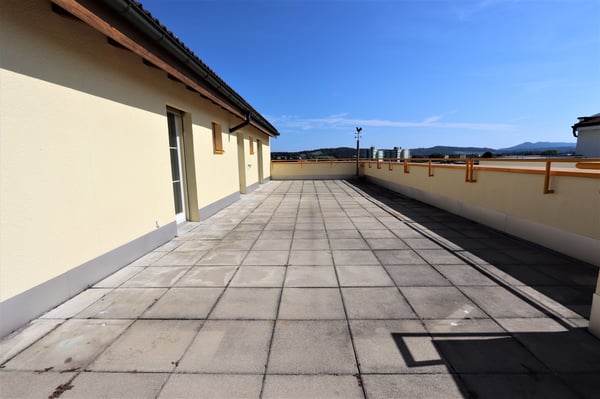 4.5-Zimmer-Attikawohnung mit 147 m² Terrassenfläche 2