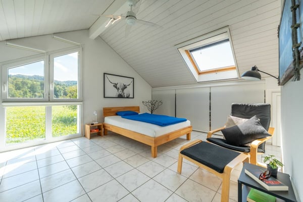 Traumhaft schöne & renovierte Doppelhaushälfte am Waldrand bei Schönbühl zu verkaufen 7