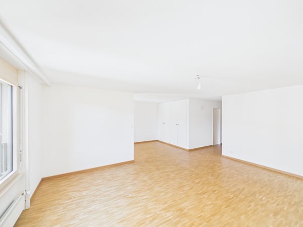 Magnifique appartement entièrement rénové au cur de Lausanne 4