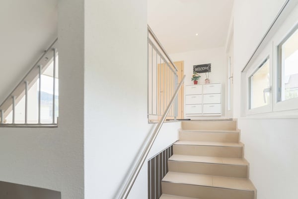 Modernes 1.5-Zimmer-Einfamilienhaus in ruhiger Lage von Schönengrund 23