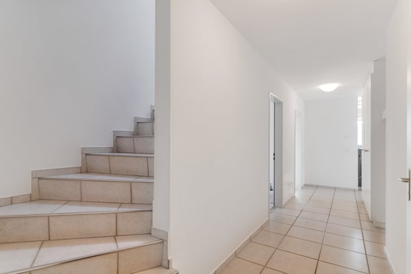 5.5-Zimmer-Maisonette-Traum: Rückzugsort mit Aussicht in Dinhard 13