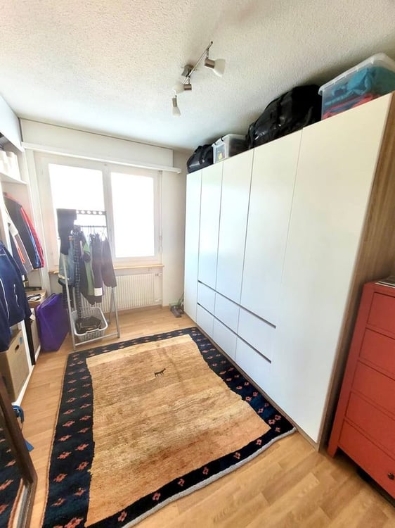 Charmante 4.5-Zimmer-Wohnung mit See und Bergblick in Heiligenschwendi 9
