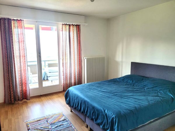 Charmante 4.5-Zimmer-Wohnung mit See und Bergblick in Heiligenschwendi 8