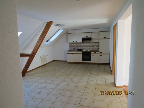 Charmante 2.5-Zimmer-Dachwohnung im Altbau – Luzern, 6003