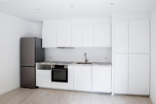 Moderno appartamento 1.5 locali con balcone a Biasca 2