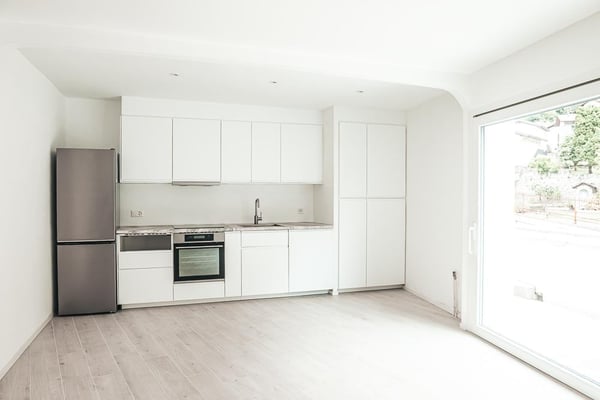 Moderno appartamento 1.5 locali con balcone a Biasca 1