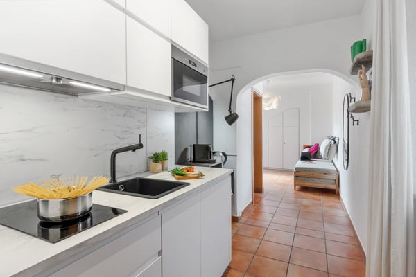 Monolocale arredato e attrezzato con piccola terrazza - Ascona centro 4