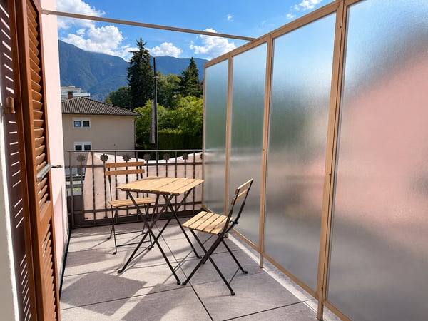 Monolocale arredato con piccola terrazza - Ascona centro 8