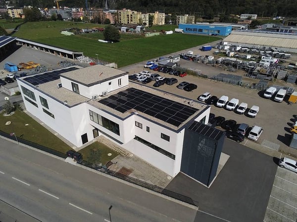 NUOVO CENTRO PRADA BIASCA (ultimo spazio libero) 1