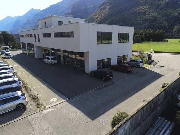 NUOVO CENTRO PRADA A BIASCA (ultimo spazio libero) 3