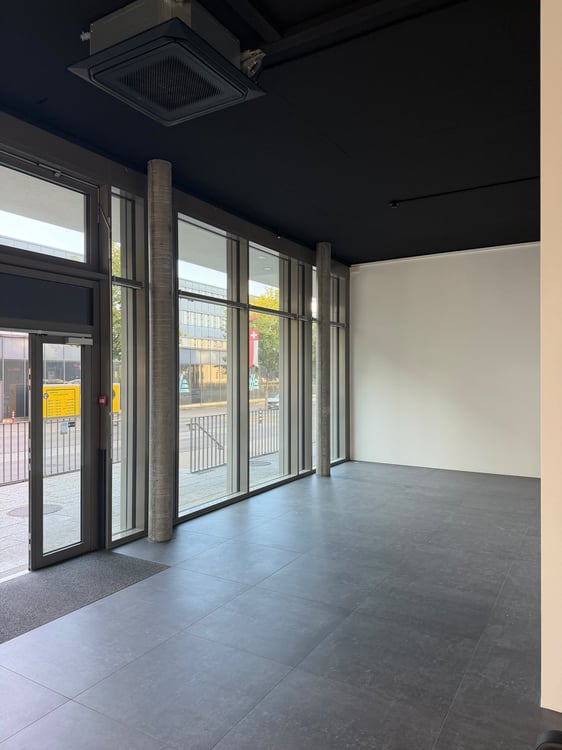 Vielseitig nutzbares Ladenlokal / Atelier im Untergeschoss – Zollikofen 4