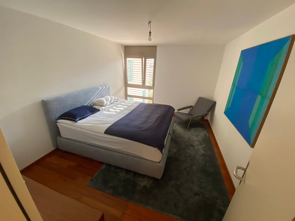 Elegante appartamento di 4 locali con vista lago nel cuore di Ascona 10