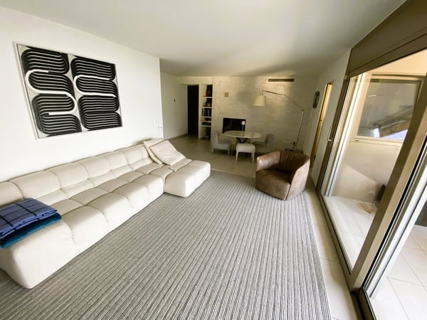 Elegante appartamento di 4 locali con vista lago nel cuore di Ascona 6