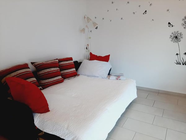 Moderno appartamento 1.5 locali arredato a Roveredo 4