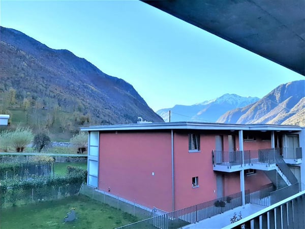 Moderne 1.5-Zimmer-Wohnung mit Bergblick in Roveredo 13