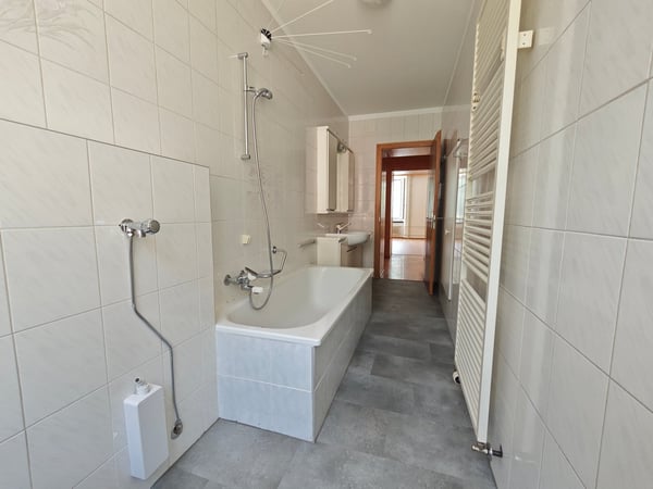 AIROLO - Appartamento 4.5 locali in zona centrale 9