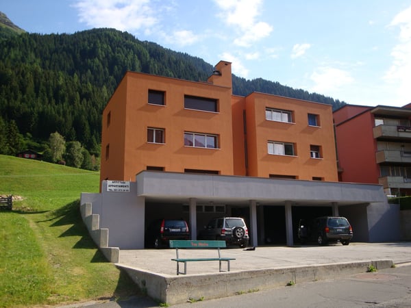 AIROLO - Appartamento luminoso di 3.5 locali al 3° piano con ascensore 1